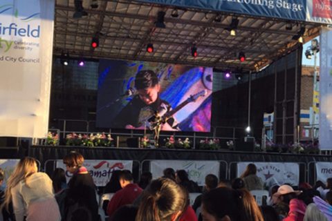 户外舞台用led超薄折叠屏，演绎精彩显示世界